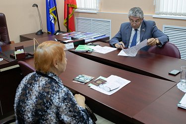 Сергей Грачев: «Депутаты регионального парламента, муниципалитетов не должны стоять в стороне от проблем благоустройства»